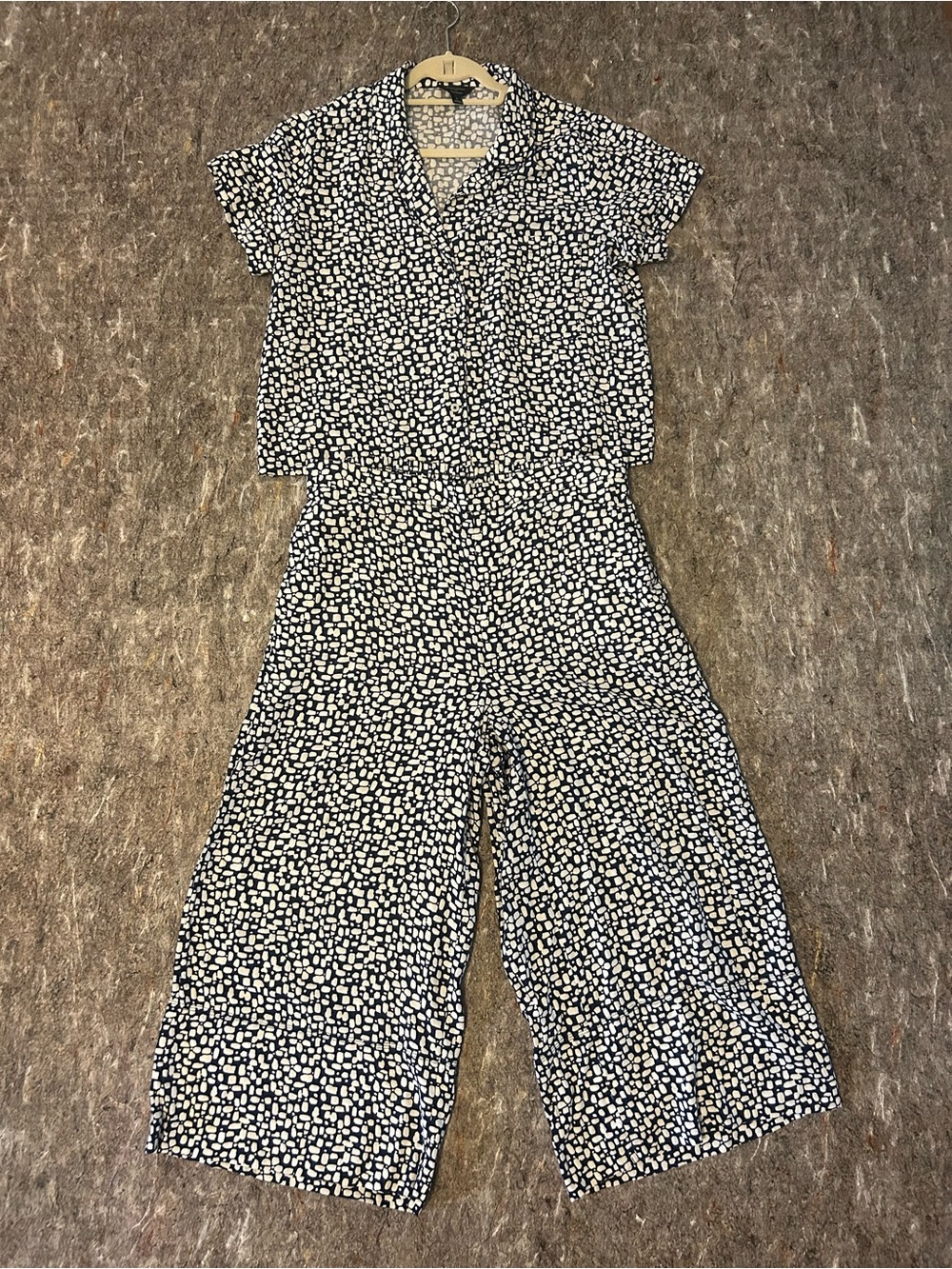 Banana Republic Navy & White Linen  2-Piece Cropped Wide-Leg Set Large